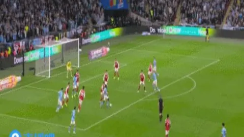 费耶诺德后卫追忆圣西罗：国米豪强风范，难忘欢乐岁月